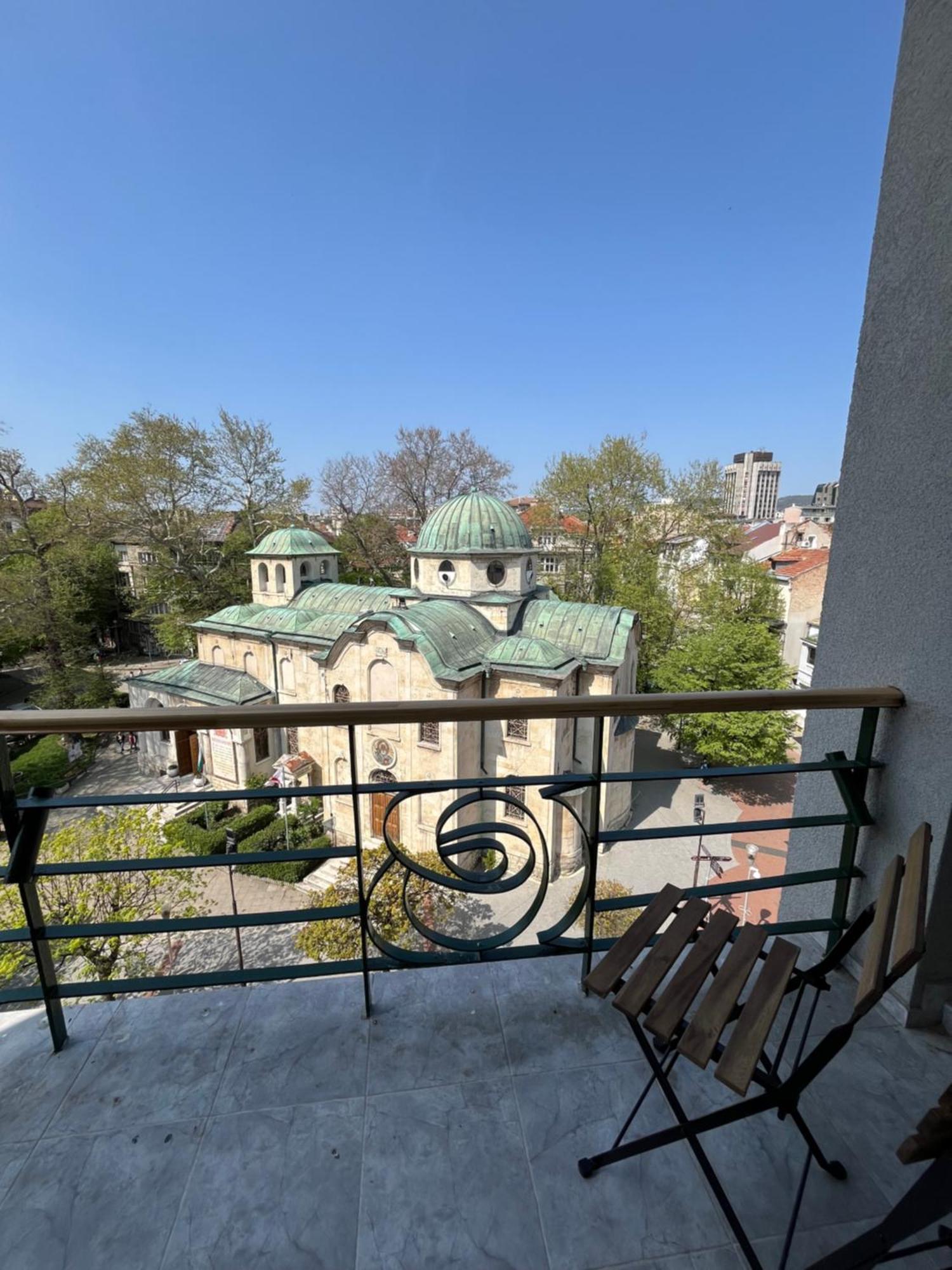 I&V Apartment Varna Buitenkant foto